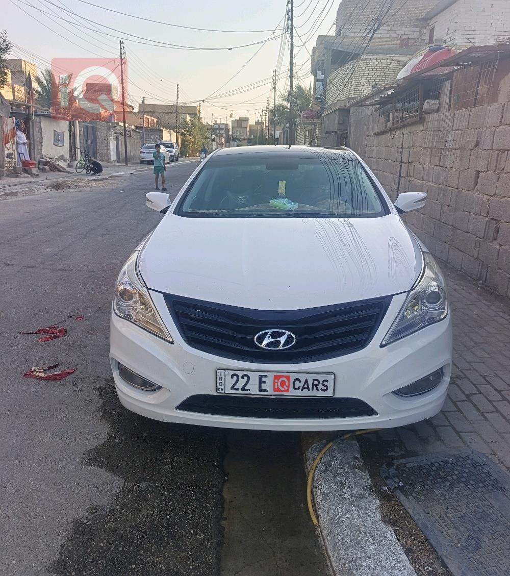 هيونداي أزيرا